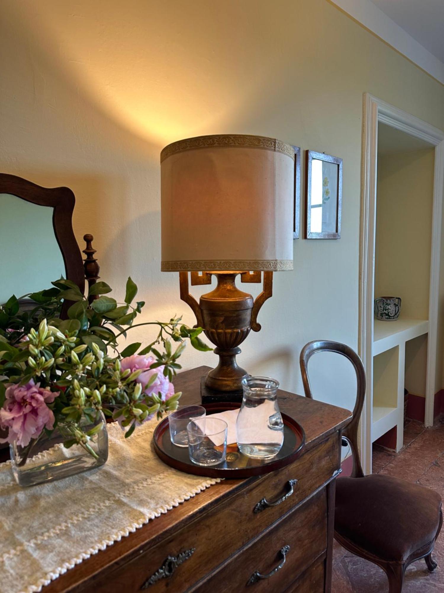 Adelaide Lakeview Como